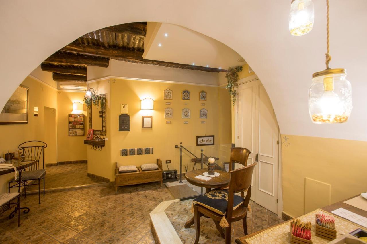 B&B L'Alloggio Dei Vassalli Nápoly Kültér fotó